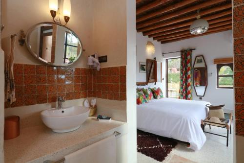 2 twin beds