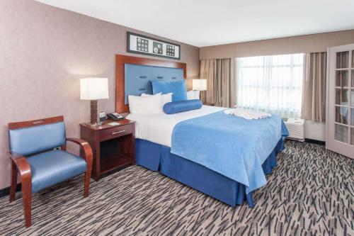 1 queen bed