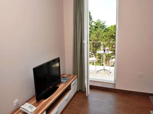 Frajona Apartments - image 3