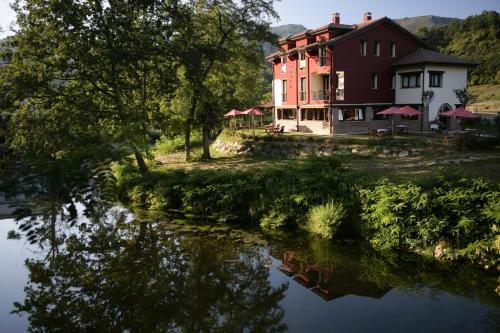 Hotel Rural Casa de Campo - Hôtel - Soto de Cangas