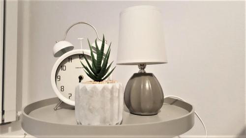 Studio Central Exer IV - image 2