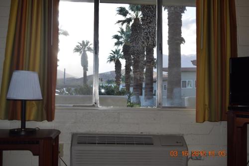 Stanlunds Inn and Suites