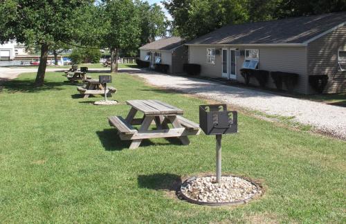 Little Ted's Cottages