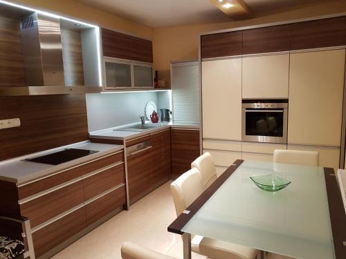 مطبخ, Snowflake Chalet ,Donovaly in Donovaly Town Center
