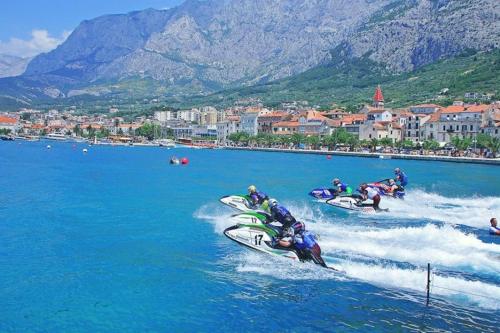 Holiday Home Vrcani - image 2