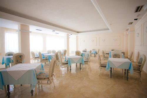Hotel Cassandra - image 12