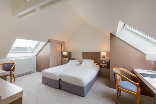 Chambre avec 2 lits, confort