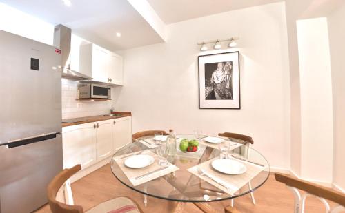 One Bedroom Apartment with Private Terrace image 2