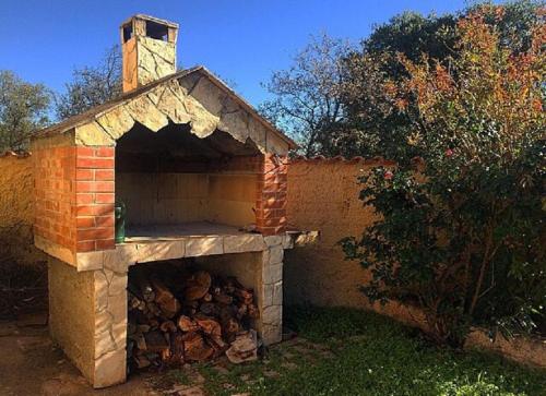  Apartment Ingrid-with parking in Drinovci