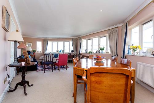 Veeve - Nightingale Home, Balham, London