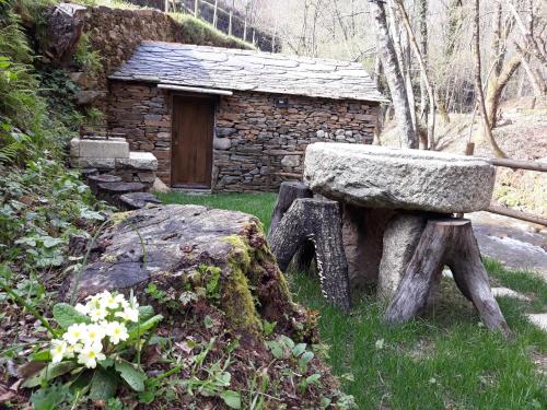  Casa do Moinho in Cinfães