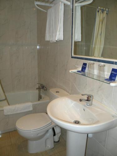 Hostal Benamar - image 14