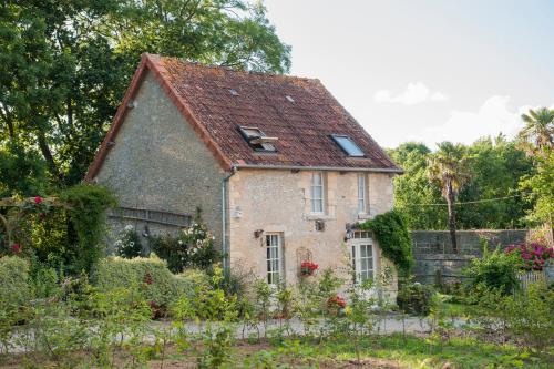 Ieeja, Chateau Le Colombier in Brevands