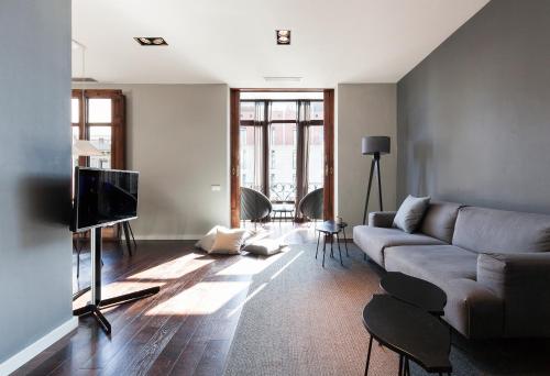 1 Bedroom Apartment, Street view (II)