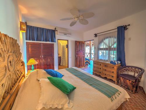 La Cruz Inn – La Cruz de Huanacaxtle, MO