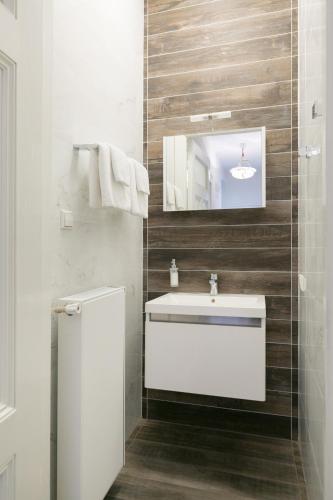 The City Palace - R.Q.C. - image 13