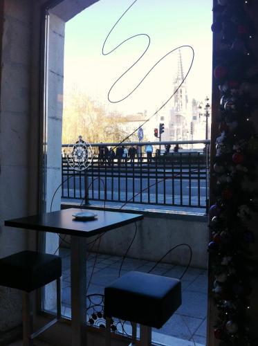 Hotel Vía Gótica - image 8