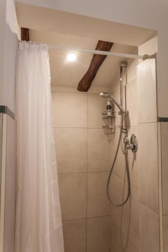 HouSmart Castiglione 76 - image 6