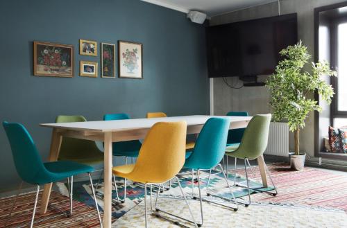 Comfort Hotel Square - image 14