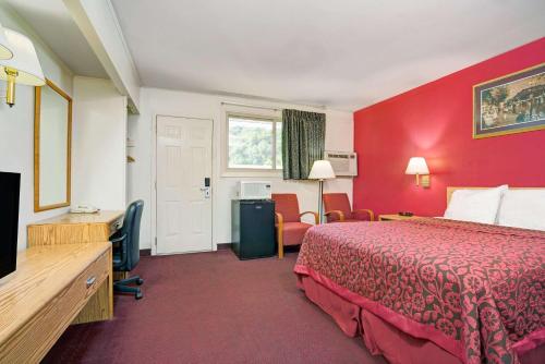 Travelodge by Wyndham Red Wing in Red Wing, USA