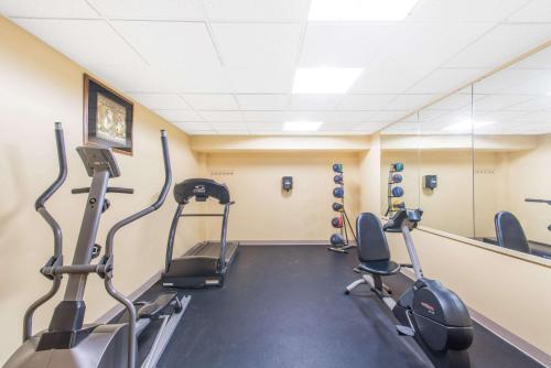 Days Inn by Wyndham Colchester Burlington in Burlington, USA