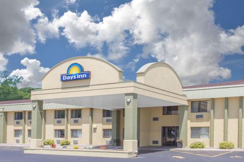 Days Inn by Wyndham Portage - Hotel