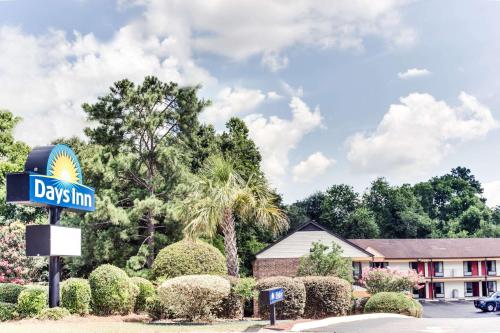 Days Inn by Wyndham Downtown Aiken