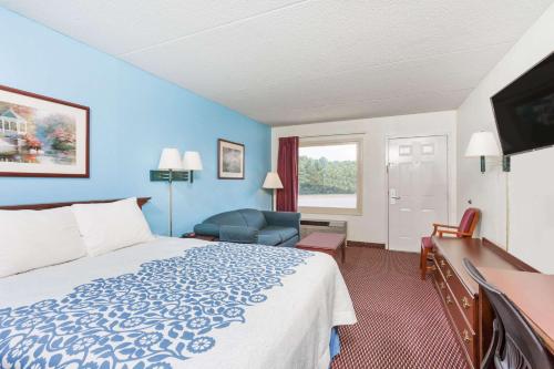 Hamilton Inn - main image