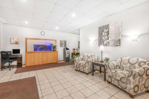 Days Inn by Wyndham St Clairsville in Saint Clairsville, USA