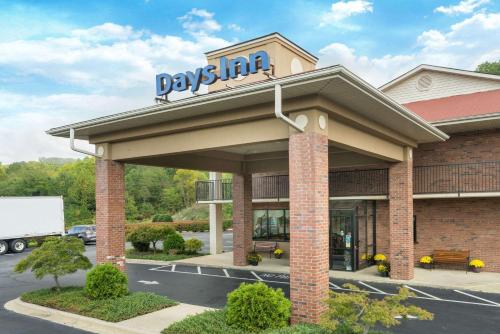 Days Inn by Wyndham Asheville Downtown North