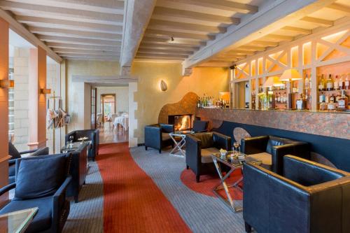 Logis Hôtel Restaurant Le Dauphin et Le Spa du Prieuré – Caen, NY