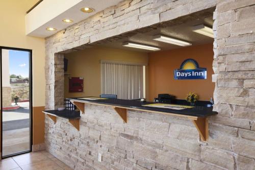 Days Inn by Wyndham Los Lunas