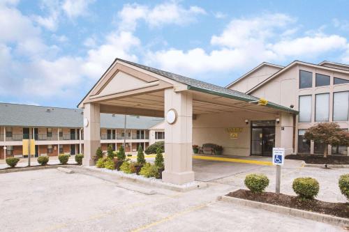 Days Inn by Wyndham Wytheville - Hotel