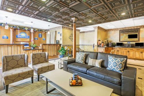 Days Inn by Wyndham Fort Lauderdale-Oakland Park Airport N