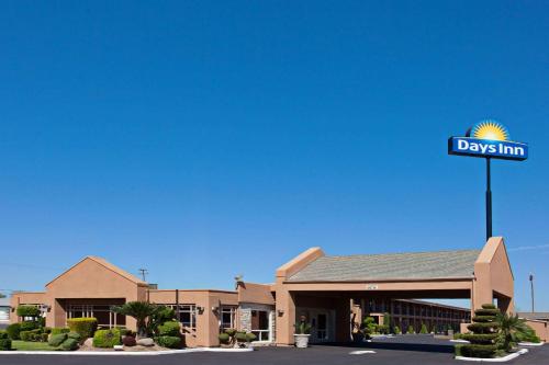 Days Inn by Wyndham Chowchilla Gateway to Yosemite