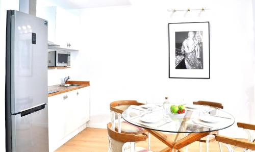 One Bedroom Apartment with Private Terrace image 5