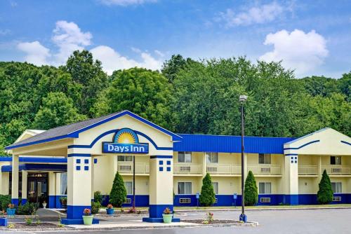 Days Inn by Wyndham Southington - Hotel