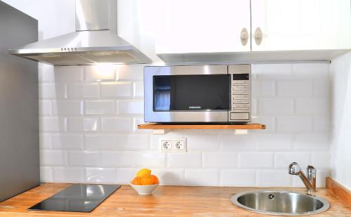 One Bedroom Apartment with Private Terrace image 7