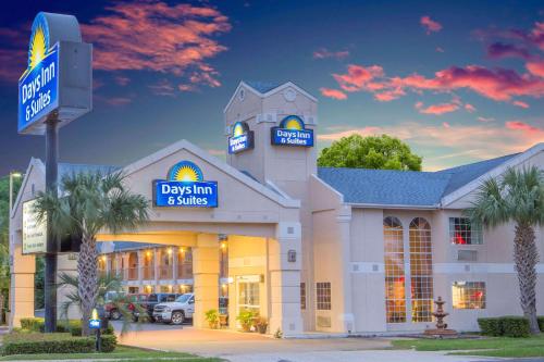 Days Inn by Wyndham Nacogdoches/SFA University/Downtown