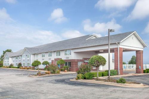 Days Inn by Wyndham Mountain Home