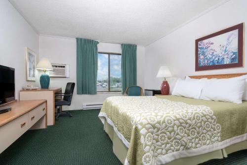Days Inn by Wyndham St Cloud in Saint Cloud, USA