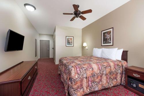 Days Inn by Wyndham St Peters/St Charles in Saint Peters, USA
