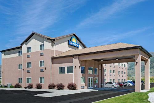 Days Inn by Wyndham Brigham City - Hotel