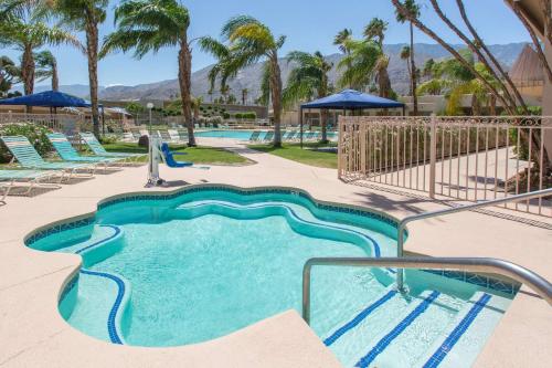 Days Inn by Wyndham Palm Springs