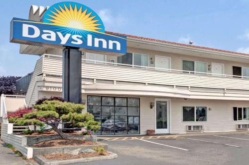 Days Inn by Wyndham Seattle North of Downtown