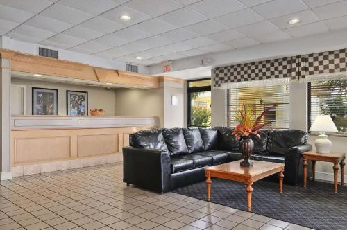 Crown Inn – Forrest City, AR