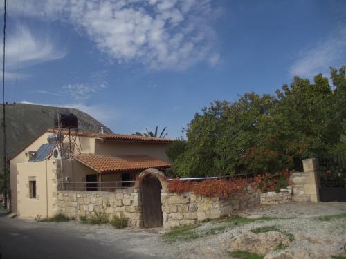  Petros Villa in Megála Khoráfia