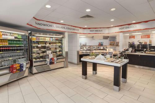 Days Inn Magor - image 12