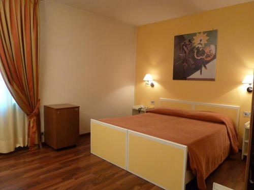Comfort Double Room image 5