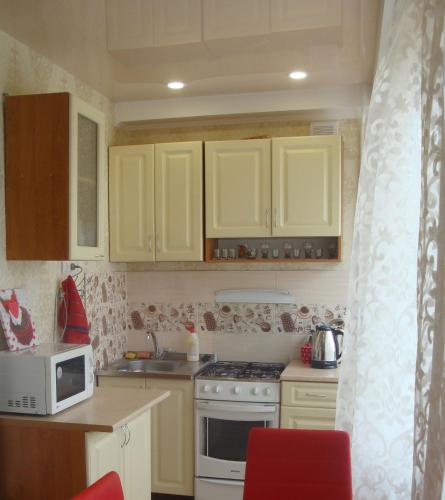 Deluxe Apartment - Sobornyi 68 - image 6